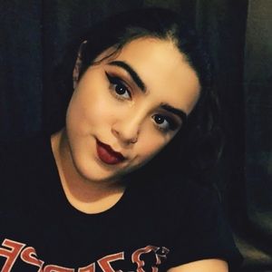 Meet your Posher, Alexandra